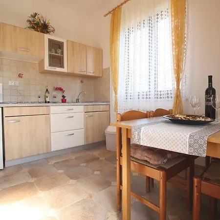 Krevatin Apartment